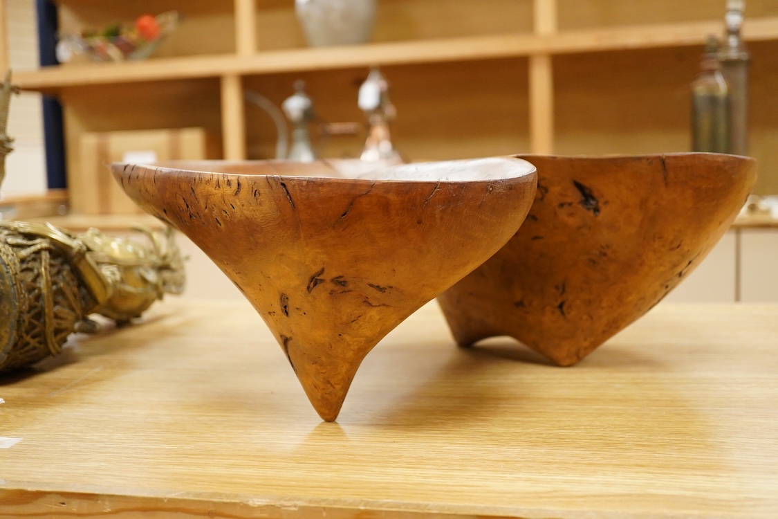 A large free form burr elm fruit bowl or centre dish, 45cm wide
